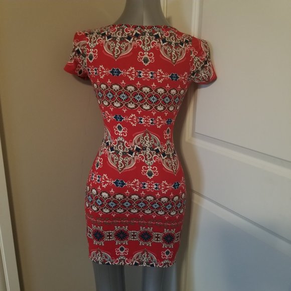 NEW - Super Soft Fitted T-shirt Dress (NWOT) - Picture 2 of 10